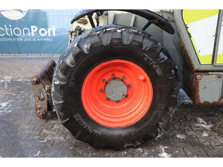 Teleskopstapler-Starr 2010  Claas SCORPION 7040 (14)