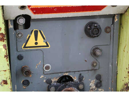 Teleskopstapler-Starr 2010  Claas SCORPION 7040 (19)