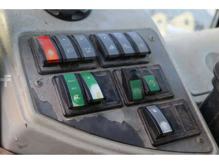 Teleskopstapler-Starr 2010  Claas SCORPION 7040 (25)