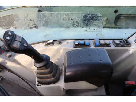 Teleskopstapler-Starr 2010  Claas SCORPION 7040 (31)