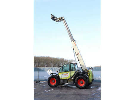 Teleskopstapler-Starr 2010  Claas SCORPION 7040 (39)