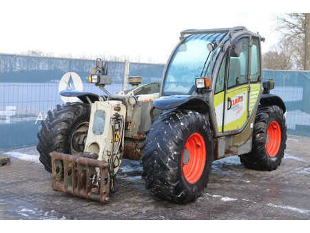 Teleskopstapler-Starr 2010  Claas SCORPION 7040 (9)