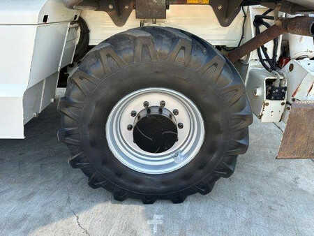 Teleskoplastare Rigid 2009  Manitou MRT2150 (21)