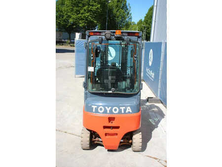 Elektro 4 Rad 2017  Toyota 8FBMK20T (4)