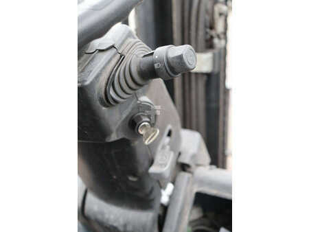 Elektromos 4 kerekű 2021  Toyota 8FBE18T (24)