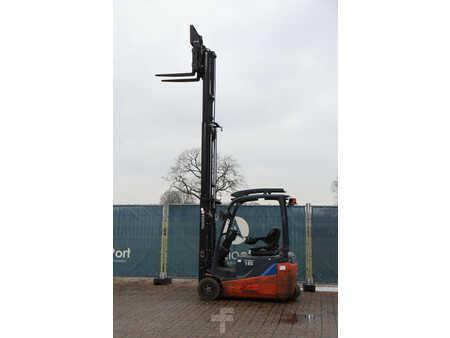 Elektromos 4 kerekű 2021  Toyota 8FBE18T (35)