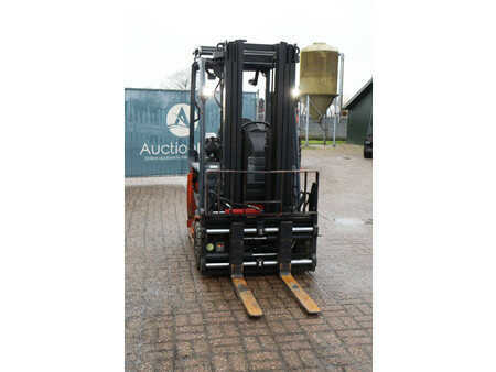 Elektromos 4 kerekű 2021  Toyota 8FBE18T (7)