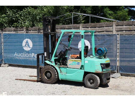 Chariots élévateurs GPL 1999  Mitsubishi FG 30 T (3)