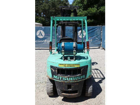Chariots élévateurs GPL 1999  Mitsubishi FG 30 T (5)