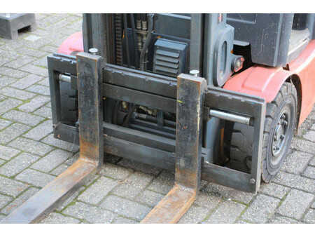 Sähkö - 4 pyör - Jungheinrich EFG216 (10)