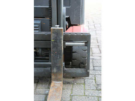 Sähkö - 4 pyör - Jungheinrich EFG216 (11)