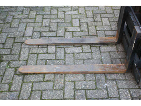 Sähkö - 4 pyör - Jungheinrich EFG216 (12)