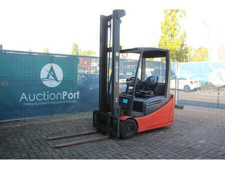 Sähkö - 4 pyör - Jungheinrich EFG216 (8)