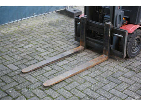 Sähkö - 4 pyör - Jungheinrich EFG216 (9)