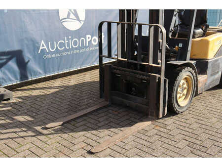 Carrelli elevatori diesel 2000  Daewoo D30S-3 (10)