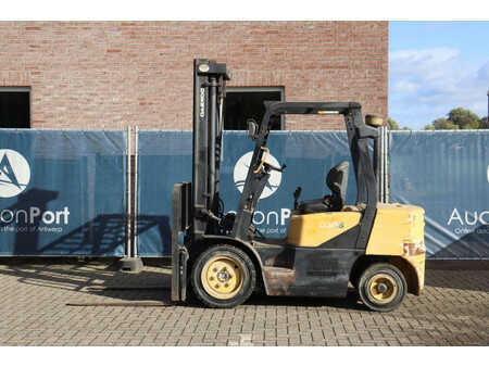 Carrelli elevatori diesel 2000  Daewoo D30S-3 (2)