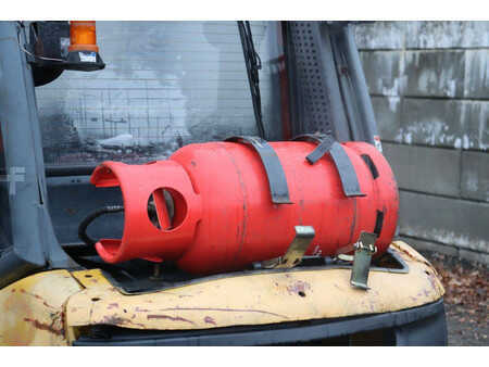 Carrelli elevatori GPL 2017  Linde H30T (19)