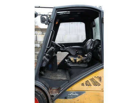 Carrelli elevatori GPL 2017  Linde H30T (23)