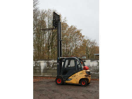 Carrelli elevatori GPL 2017  Linde H30T (38)