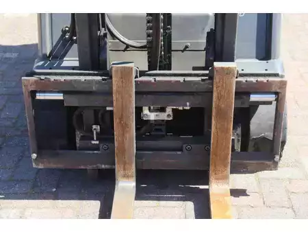 Elektro 4 Rad - Fenwick E16 EVO (12)