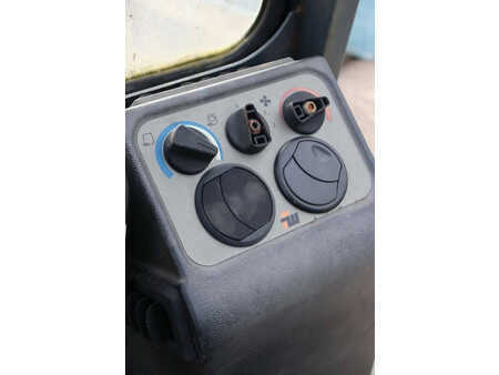 Dieselový VZV 2002  Linde H30D-03 (25)