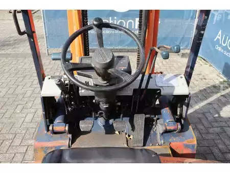 Gasoltruck 1989  Toyota 42 5F GF 20 (19)
