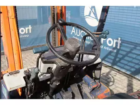 Gasoltruck 1989  Toyota 42 5F GF 20 (22)