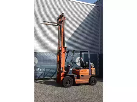 Gasoltruck 1989  Toyota 42 5F GF 20 (33)