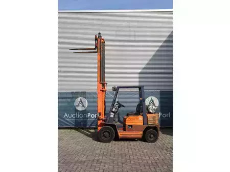 Gasoltruck 1989  Toyota 42 5F GF 20 (34)