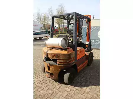 Gasoltruck 1989  Toyota 42 5F GF 20 (6)