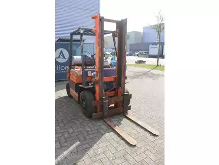 Gasoltruck 1989  Toyota 42 5F GF 20 (7)