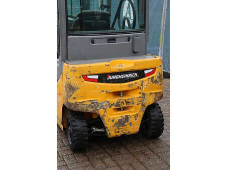 Carrelli elettrici 4 ruote 2021  Jungheinrich EFG 316 (16)