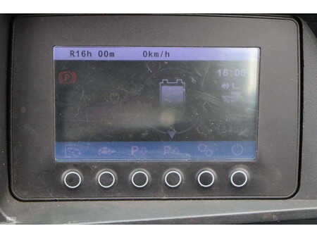 Carrelli elettrici 4 ruote 2021  Jungheinrich EFG 316 (24)