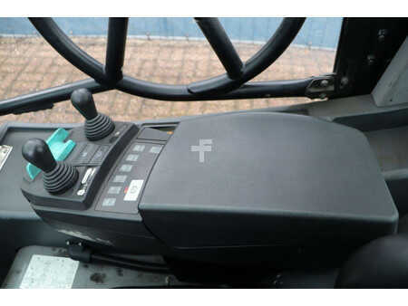 Carrelli elettrici 4 ruote 2021  Jungheinrich EFG 316 (25)