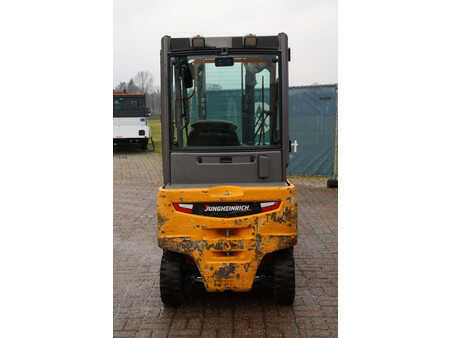Carrelli elettrici 4 ruote 2021  Jungheinrich EFG 316 (5)