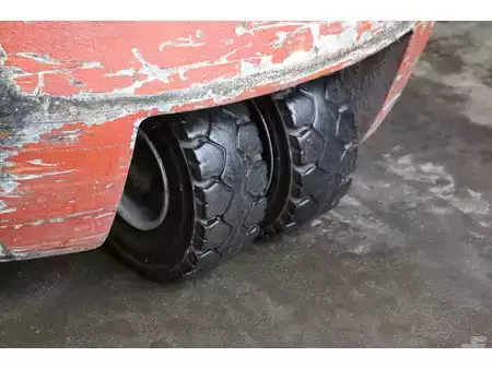 Carrelli elettrici 4 ruote 2000  BT CBE 2.0 T (14)