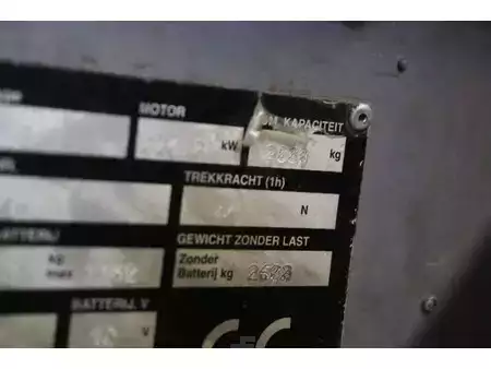 Carrelli elettrici 4 ruote 2000  BT CBE 2.0 T (29)