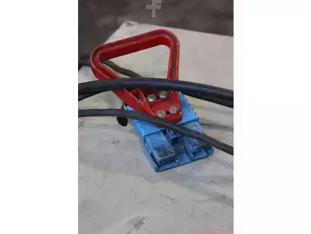 Carrelli elettrici 4 ruote 2000  BT CBE 2.0 T (38)