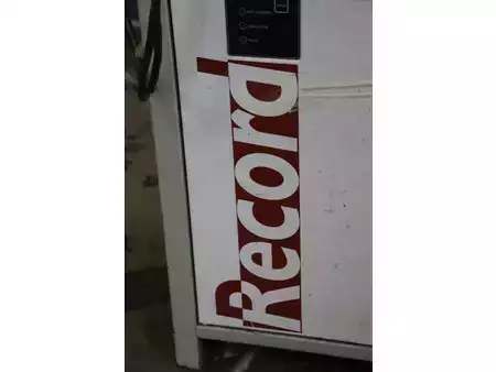 Carrelli elettrici 4 ruote 2000  BT CBE 2.0 T (40)