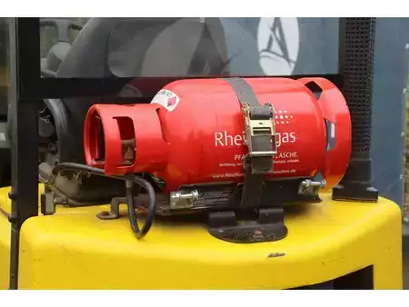 LPG heftrucks 2004  Yale GLP16AF (16)