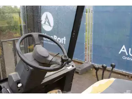 LPG heftrucks 2004  Yale GLP16AF (20)
