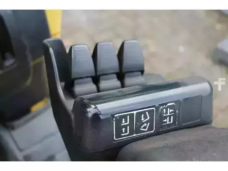 Empilhador a gás 2009  Hyster H2.0FT (28)