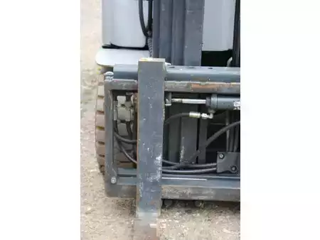 Eléctrica de 4 ruedas 2006  Still RX 20-15 (11)