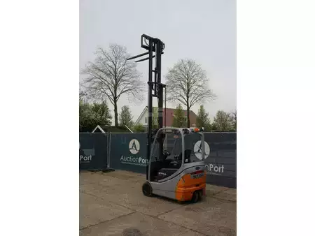 Eléctrica de 4 ruedas 2006  Still RX 20-15 (30)