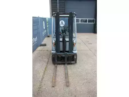 Eléctrica de 4 ruedas 2006  Still RX 20-15 (7)