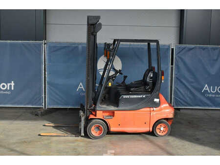 El Truck - 4-hjul - Linde E20P (2)