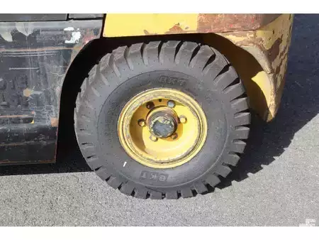Empilhador a gás 2002  Daewoo G30E-3 (17)