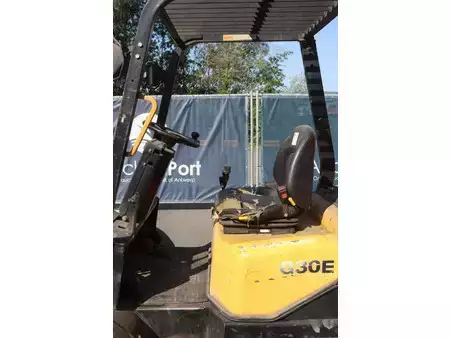 Empilhador a gás 2002  Daewoo G30E-3 (22)