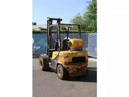 Empilhador a gás 2002  Daewoo G30E-3 (4)