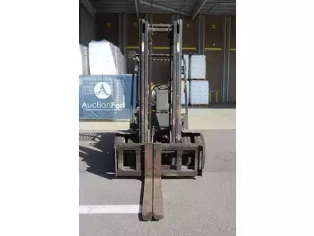 Empilhador a gás 2002  Daewoo G30E-3 (8)